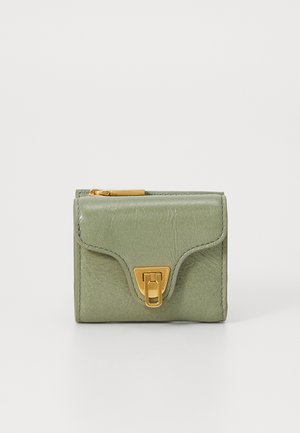 Coccinelle BEAT SHINY - Wallet - greenery/greene