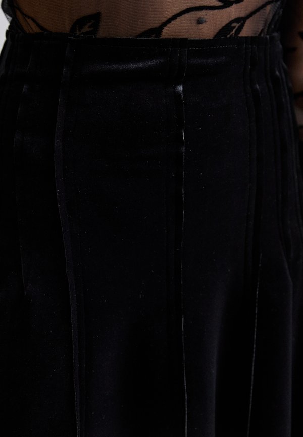 GRACE SKIRT - Pleated skirt3