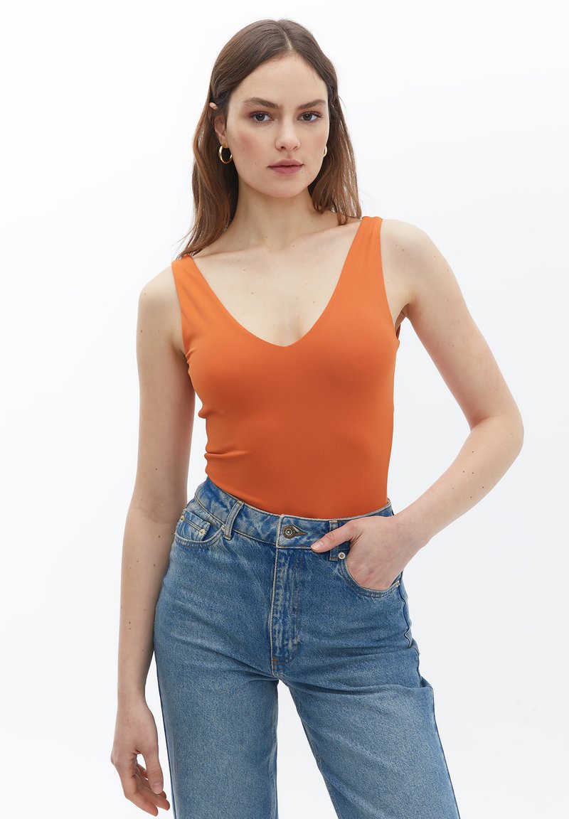 OXXO WITH V-NECK - Blus - apricot orange