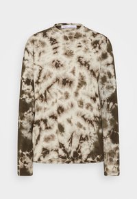 T-shirt z długim rękawem w wzór tie-dye w odcieniach beżu i brązu. Wykonany z miękkiego materiału, z okrągłym dekoltem i luźnym krojem.