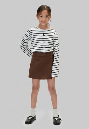 Calvin Klein Jeans, CALVIN KLEIN JEANS KIDS' SATEEN WRAP SKORT - Shorts - rocky road