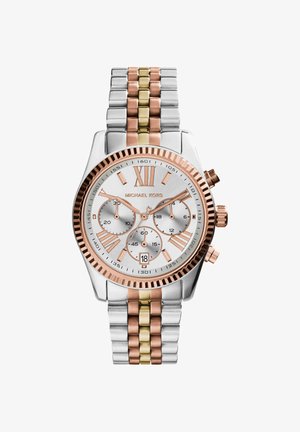 Orologio da polso Michael Kors in metallo a tre tonalità con lunetta in oro rosa, quadrante bianco, numeri romani, subquadranti del cronografo e datario alle 6.