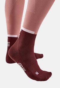 CEP THE RUN COMPRESSION SOCKS KNEE-HIGH WOMEN - MADE IN GERMANY - Kniekousen - rose dark red