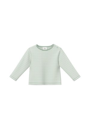 Langärmeliges Kleinkindshirt mit dünnen hellgrauen und weißen horizontalen Streifen und zwei Knöpfen auf der linken Schulter.