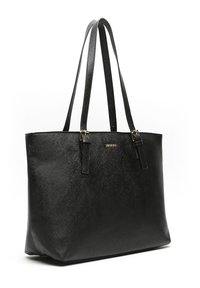 Sort tote bag lavet af tekstureret kunstlæder med to lange håndtag og guldfarvede hardware detaljer. Designet med en rektangulær form.