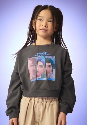 Next, KPOP DEMON HUNTERS LONG SLEEVE - Sweatshirt - charcoal grey