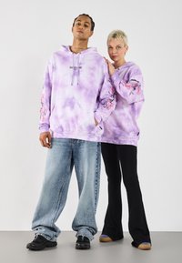 YOURTURN UNISEX - Felpa con cappuccio - purple