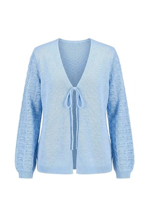 Hellblauer Strickcardigan mit langen, gemusterten Ärmeln und vorderer Schlaufenbindung, offenem Ausschnitt sowie geripptem Saum und Bündchen.