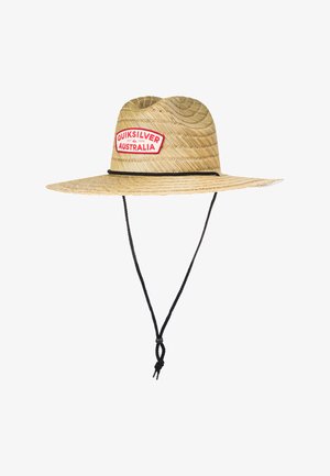 Cappello di paglia con tesa larga, caratterizzato da una toppa Quiksilver rossa e bianca, cinturino nero per il mento e motivo intrecciato testurizzato.