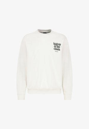 Witte sweatshirt met ronde hals, voorzien van een geprinte tekst "hoog in de wolken" in donkergroen op de linker borstzak.