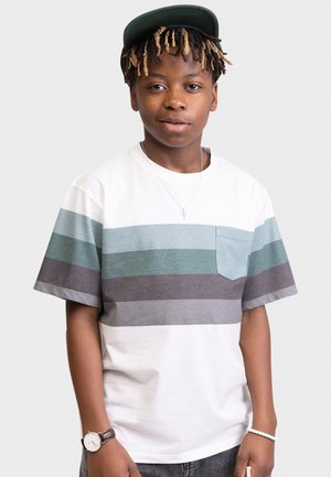 TEARON TEE BOXY FIT - Potiskana majica - evergreen