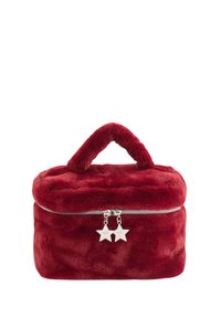 Niewybrane, cherry red