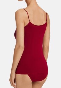 Hanro SEAMLESS SPAGHETTI - Maglietta intima - red dahlia