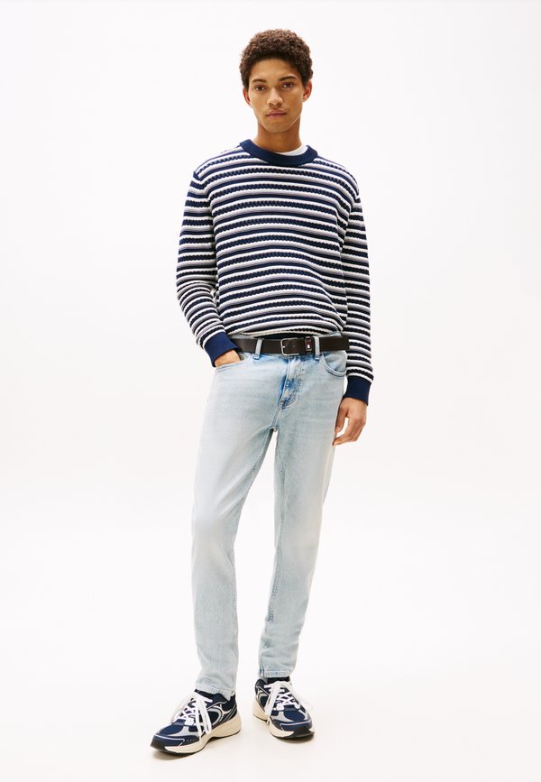 AUSTIN SLIM  - Slim fit jeans - denim ultra light3