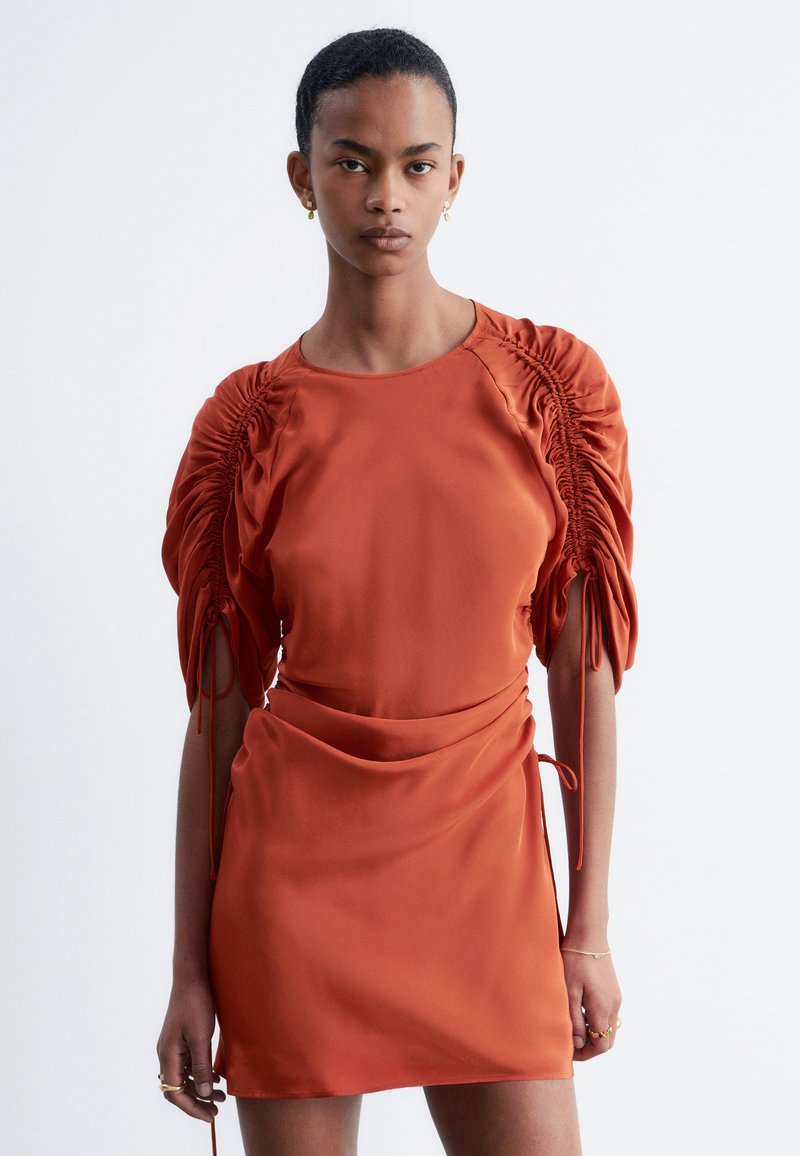 other stories ruched dress Ruched Keyhole-Neck Midi Dress - Green