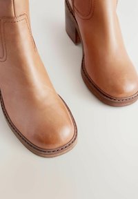 Next REGULAR FIT - FOREVER COMFORT CHUNKY  - Boots - tan brown leather