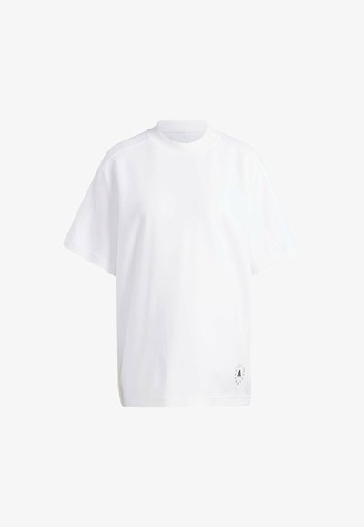 Valge puuvillane t-särk lühikeste varrukatega, ümmarguse kaelusega ja lõdva lõikega. Märkimisväärne detail: väike must graafiline logo allääres.