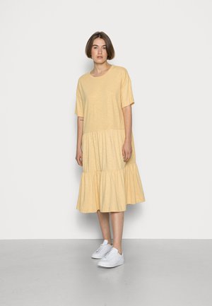 SLFRYLIE SHORT DRESS - Vestito di maglina - sahara sun