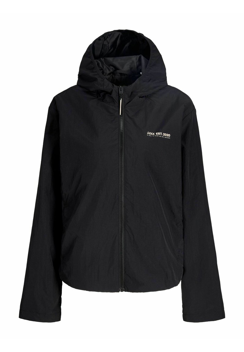 Melna viegla jaka ar kapuci, priekšējā rāvējslēdzēja aizdare, garām piedurknēm un nelielu baltu logotipu uz krūtīm. Gluda tekstūra, minimālistisks dizains.