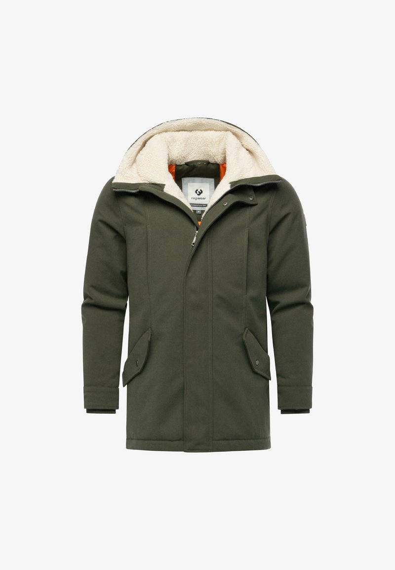 Olivengrøn frakke med en faux-shearling hætteforing, der har en frontlynlås, to sidelommer og et mærke synligt på indersiden.