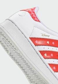 adidas Originals Tenisky - core black   bright red   cloud white