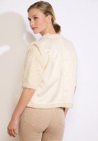 LolaLiza REVERSIBLE SHEARLING  - Vesta - offwhite