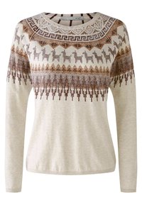 Pull léger beige avec un col rond, arborant un motif géométrique et des motifs de cerfs en marron et gris. Manches longues et poignets côtelés.