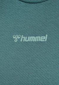 Hummel VANJA - T-shirt - bas - north atlantic