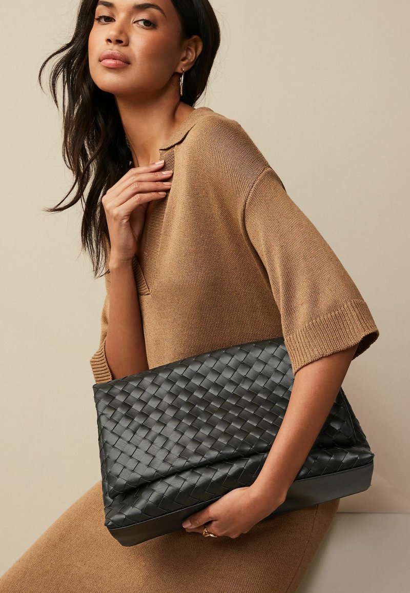 Next WEAVE - Clutch - black