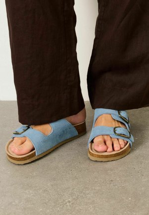 FatFace, Mules - blue