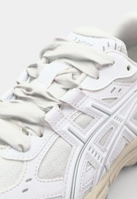 ASICS SportStyle SKYHAND OG UNISEX - Sportcipő - olive canvas/tai-chi yellow