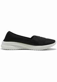 Fekete slip-on cipők, elasztikus keresztpántokkal, szintetikus felsőrészsel és párnázott fehér gumitalppal, amelyek érdes felülettel rendelkeznek.
