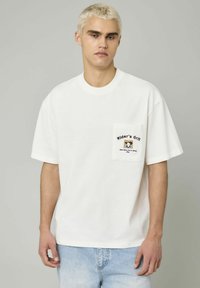 BZB POCHE BRODÉ - T-shirt imprimé - naturel