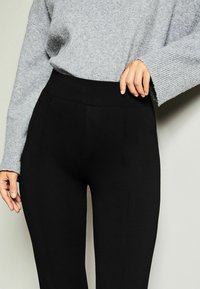 Lipsy HIGH WAISTED - Nohavice - black