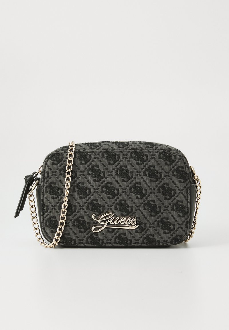 Borsa a tracolla nera con motivo, dotata di tracolla in catena dorata e logo marchiato in oro. Materiale testurizzato con forma rettangolare.