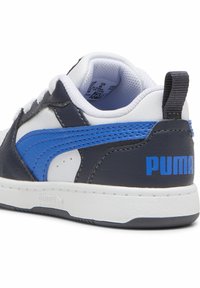 Puma REBOUND  - Tenisky - white hyperlink blue galactic gray