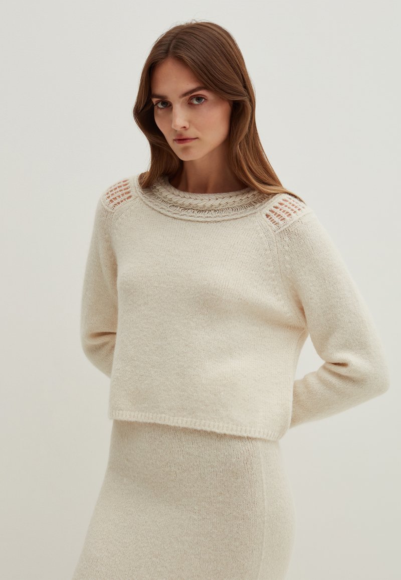 Pull Femme Stefanel En Laine Couleur Or - Taille S, Neuf Avec étiquettes