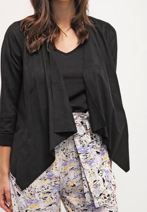 Bunda z umělé kůže - black