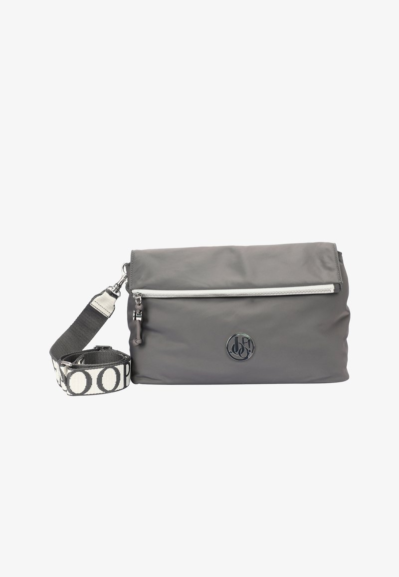 Borsa a tracolla in nylon grigio con tasca frontale con zip, caratterizzata da un logo e da una tracolla regolabile con un accento a motivo. Texture liscia.