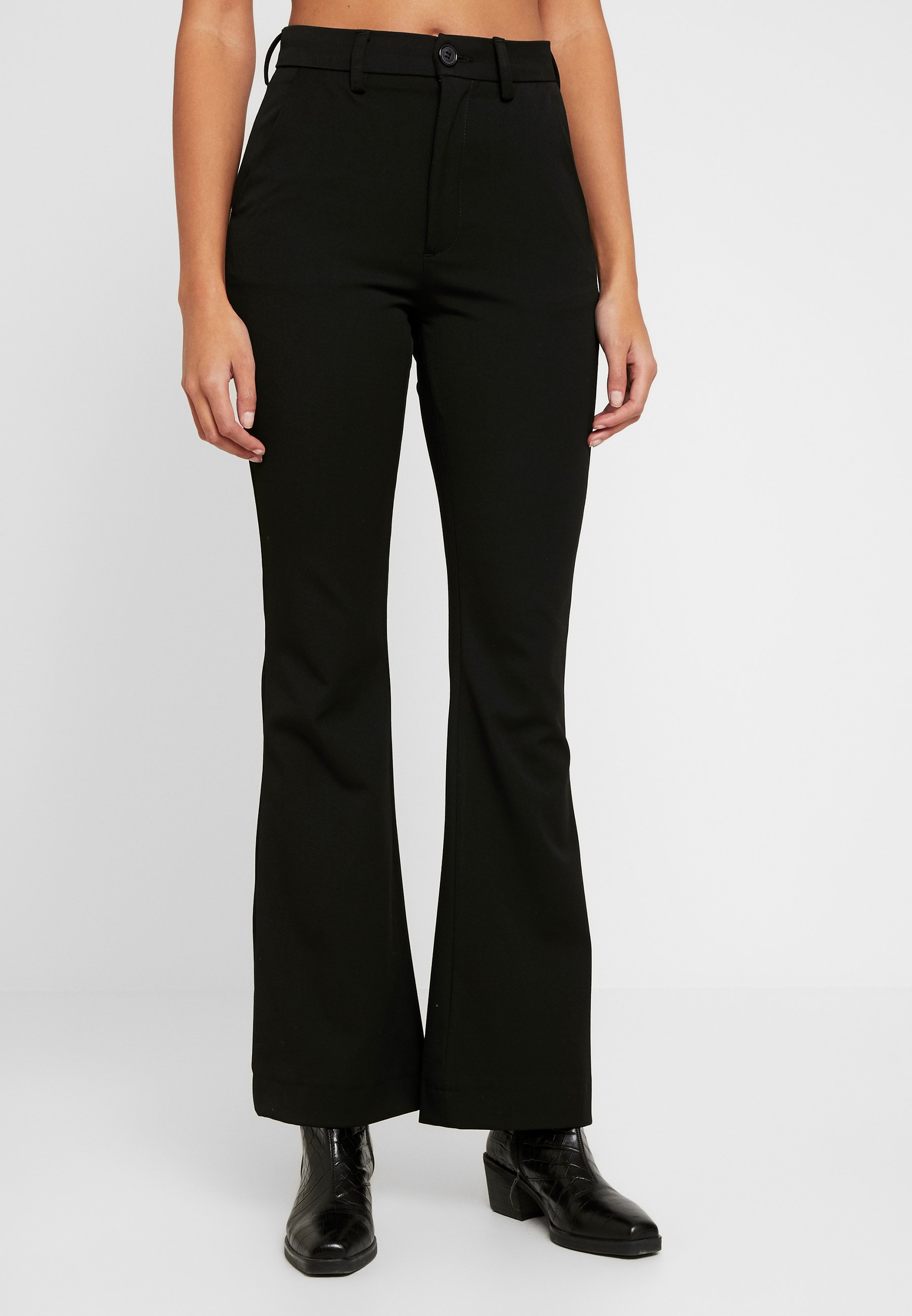 Object OBJINA FLARED LISA PANT - Broek - black/Zwart - Zalando.nl