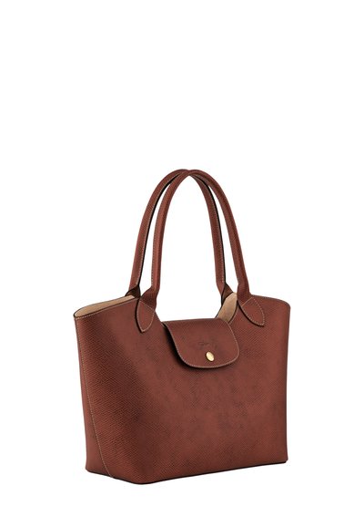 Hellebraune, strukturiert-lederne Tragetasche mit doppelten Griffen und einer kleinen Klappe, die mit einem goldenen Knopfverschluss gesichert ist.