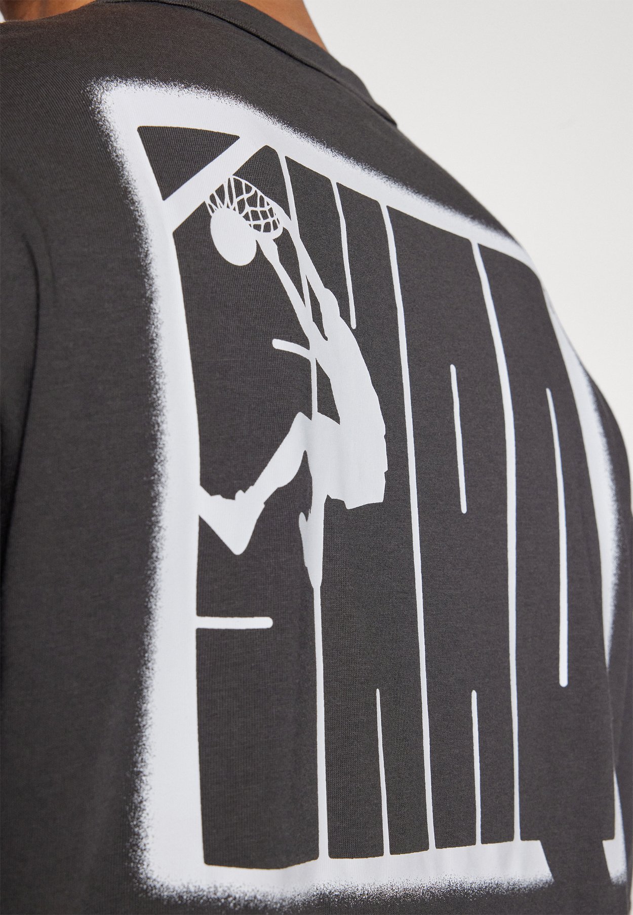 SHAQ SILO LOGO TEE