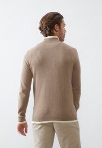 Pier One Trui - 704 - beige