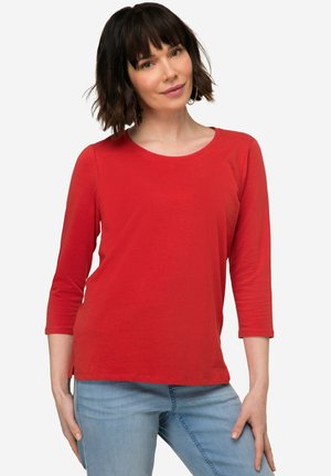Long sleeved top - red