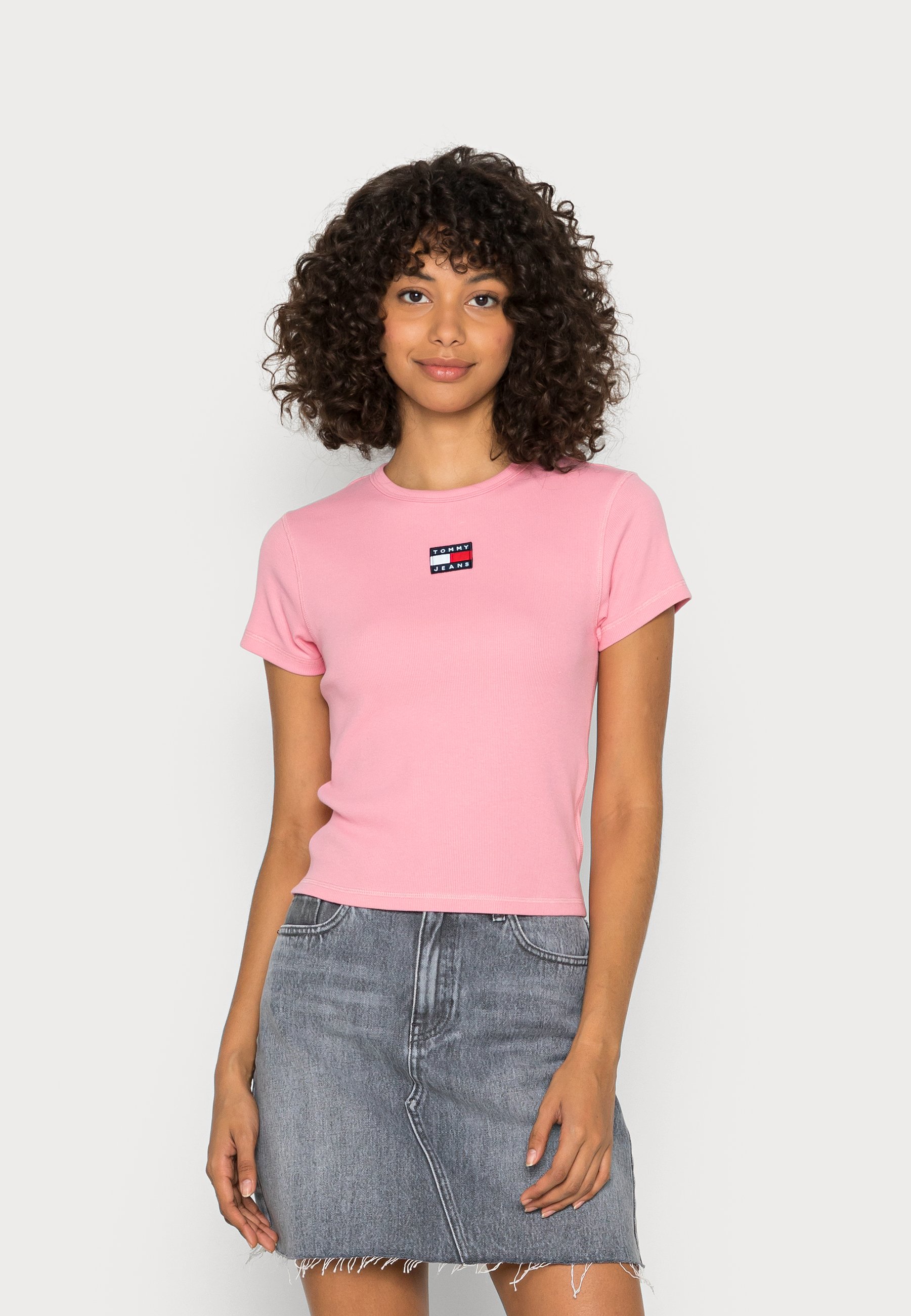 pink tommy jeans top