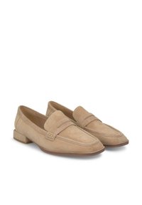Beige Wildleder-Loafers mit einem niedrigen Blockabsatz, ausgestattet mit einem Vorderband und gestickten Details über dem Rist. Glatte Textur und klassischer Schnitt.