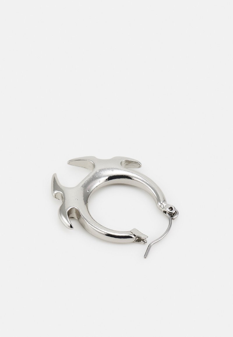 Damen Halsketten | Weekday SASHA EARRINGS Ohrringe silvercoloured/silberfarben - KI01858 Damen Halsketten | Weekday SASHA EARRINGS Ohrringe silvercoloured/silberfarben - KI01858