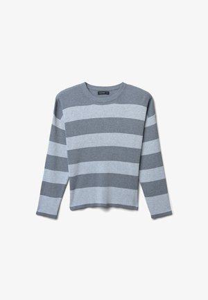 Maglione a maniche lunghe a costine con strisce orizzontali alternando larghe tonalità di grigio chiaro e scuro e un collo rotondo.