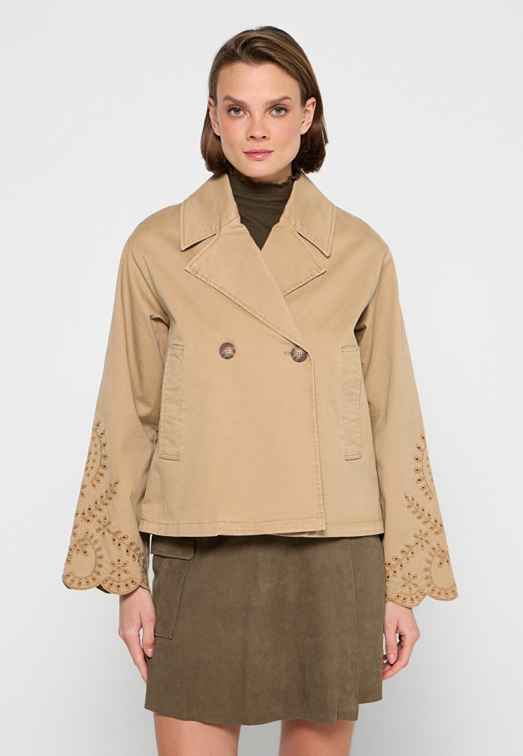 RIANI Lichte jas zandkleur