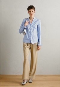 Mos Mosh PLEAT SHIRT - Camicia - brunnera blue